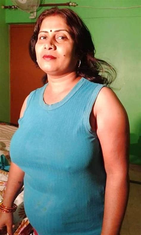 desi milf pics|Desi MILF Porn Pics: Nude Women in Free Sex Photos